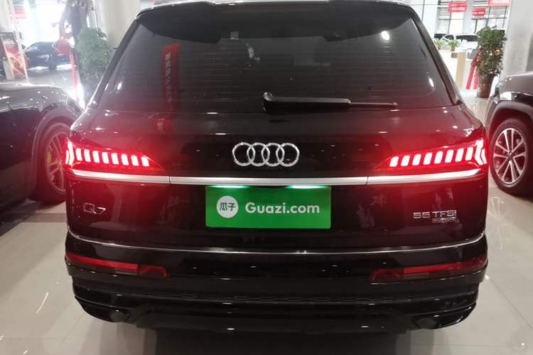 Used Audi Q7 2020 55 TFSI quattro Black Warrior Exclusive Edition Rear