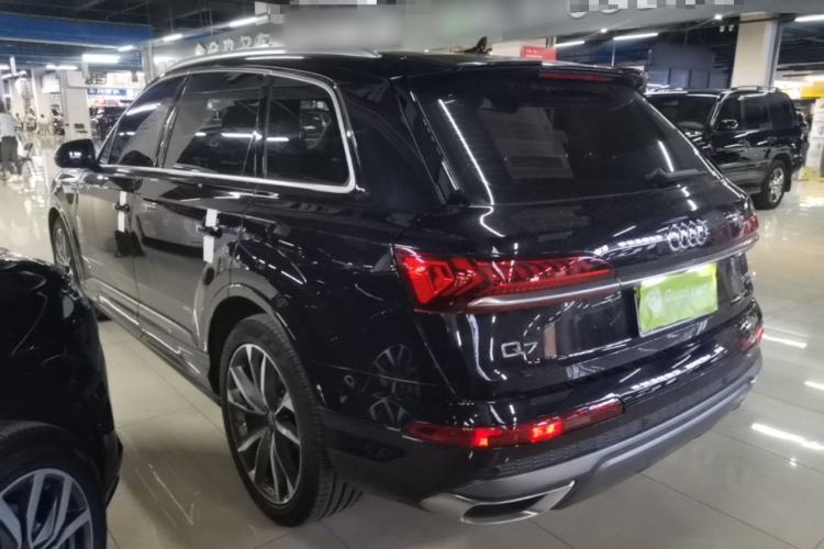 Used Audi Q7 2020 55 TFSI quattro S line sports model Rear Left 45 Deg