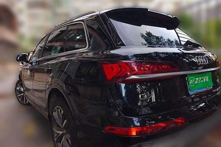 Used Audi Q7 2020 55 TFSI quattro S line sports model Rear Left 45 Deg