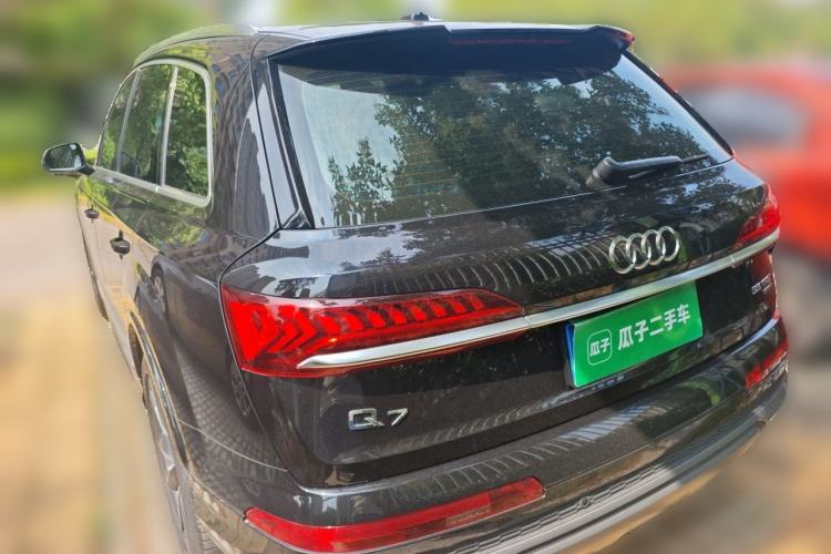 Used Audi Q7 2020 55 TFSI quattro S line sports model Rear Left 45 Deg