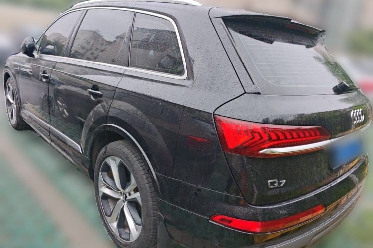 Used Audi Q7 2020 55 TFSI quattro S line sports model Rear Left 45 Deg
