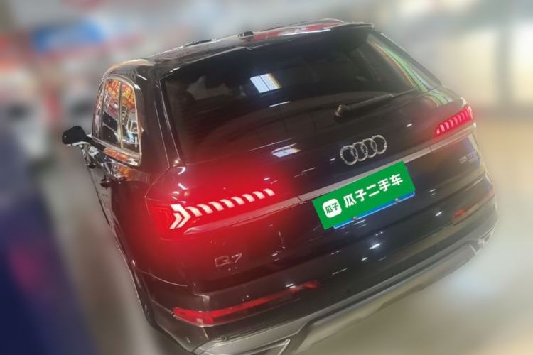Used Audi Q7 2020 55 TFSI quattro S line sports model Rear Left 45 Deg