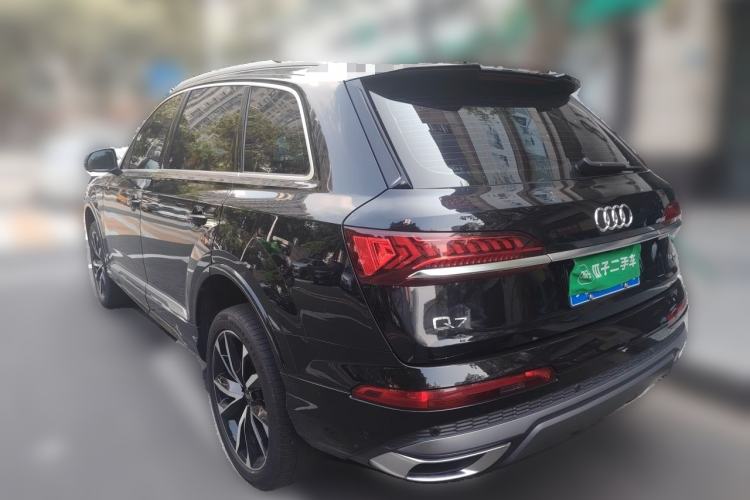 Used Audi Q7 2020 55 TFSI quattro S line sports model Rear Left 45 Deg