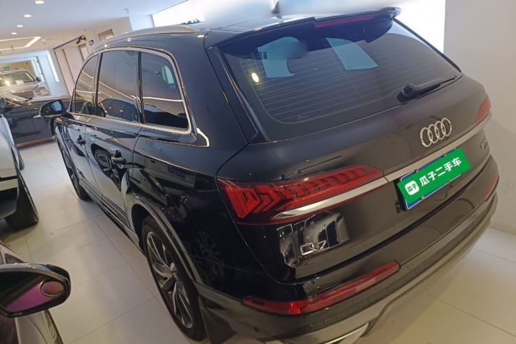 Used Audi Q7 2020 55 TFSI quattro S line sports model Rear Left 45 Deg