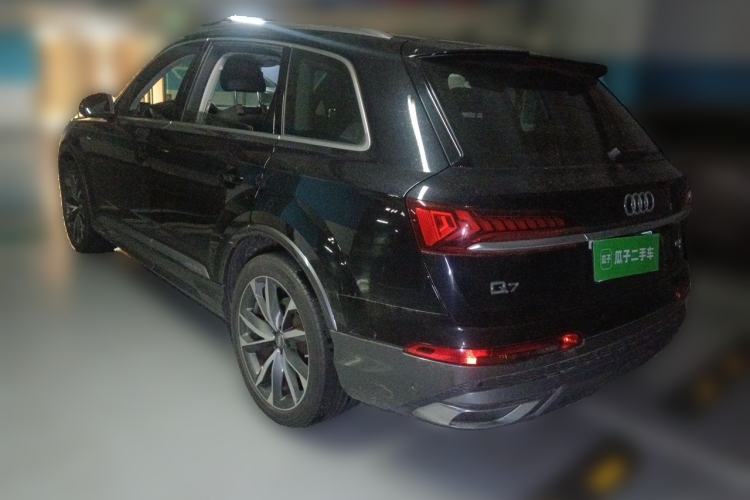 Used Audi Q7 2020 55 TFSI quattro S line sports model Rear Left 45 Deg