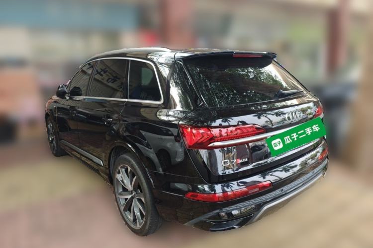 Used Audi Q7 2020 55 TFSI quattro S line sports model Rear Left 45 Deg