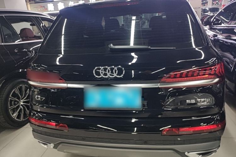 Used Audi Q7 2020 55 TFSI quattro S line sports model Rear