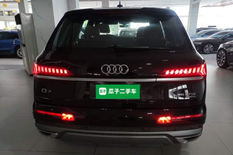 Used Audi Q7 2020 55 TFSI quattro S line sports model Rear