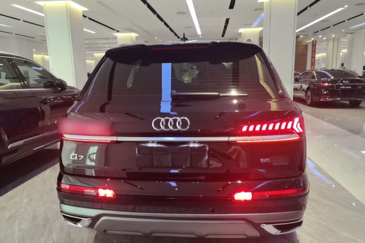 Used Audi Q7 2020 55 TFSI quattro S line sports model Rear