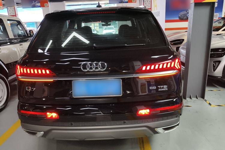 Used Audi Q7 2020 55 TFSI quattro S line sports model Rear