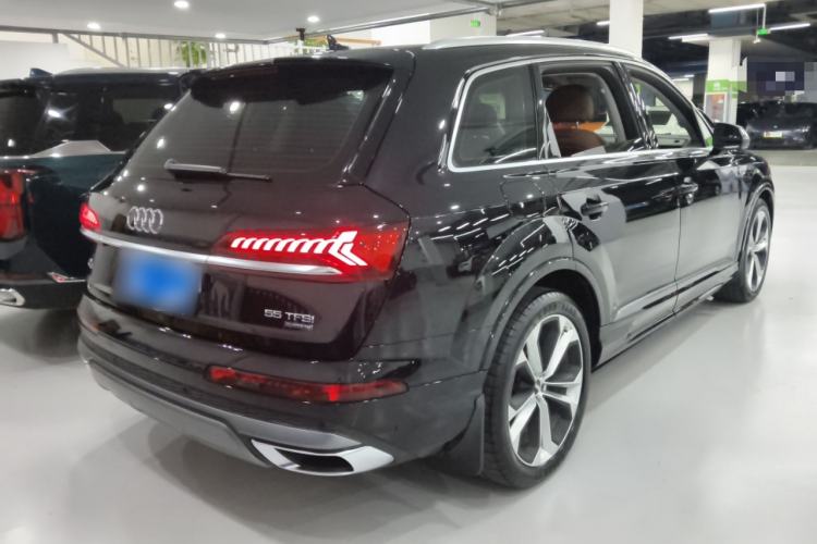Used Audi Q7 2020 55 TFSI quattro S line sports model Rear Right 45 Deg