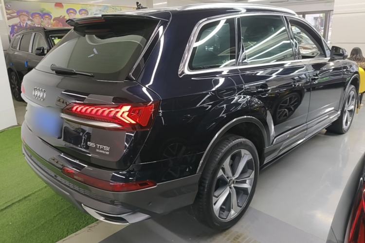 Used Audi Q7 2020 55 TFSI quattro S line sports model Rear Right 45 Deg