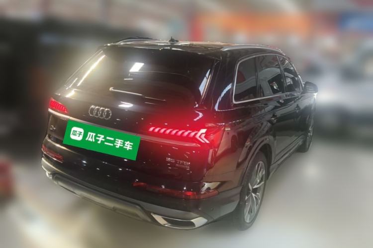 Used Audi Q7 2020 55 TFSI quattro S line sports model Rear Right 45 Deg