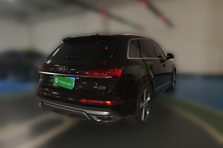 Used Audi Q7 2020 55 TFSI quattro S line sports model Rear Right 45 Deg