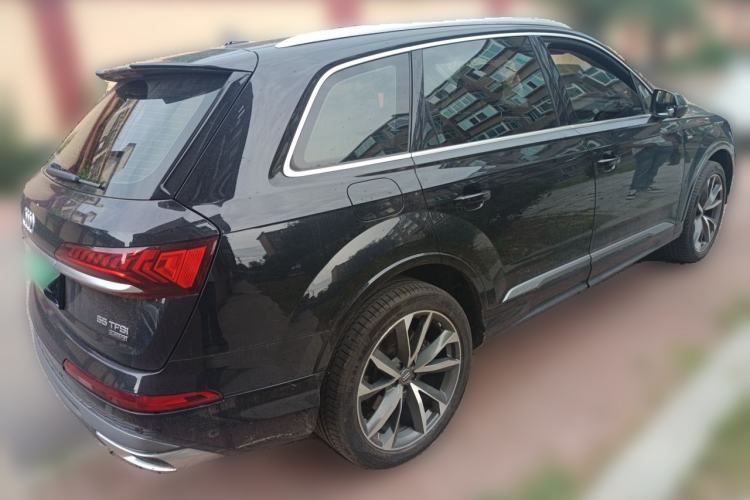Used Audi Q7 2020 55 TFSI quattro S line sports model Rear Right 45 Deg