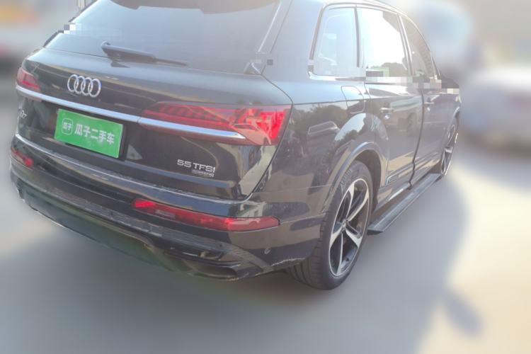 Used Audi Q7 2020 55 TFSI quattro Black Warrior Exclusive Edition Rear Right 45 Deg