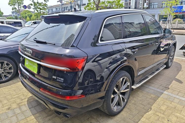 Used Audi Q7 2020 55 TFSI quattro S line sports model Rear Right 45 Deg