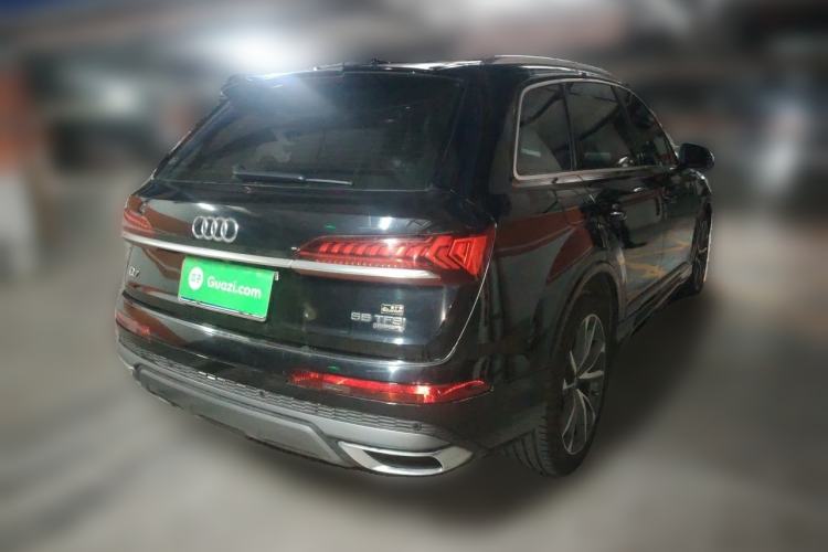 Used Audi Q7 2020 55 TFSI quattro S line sports model Rear Right 45 Deg