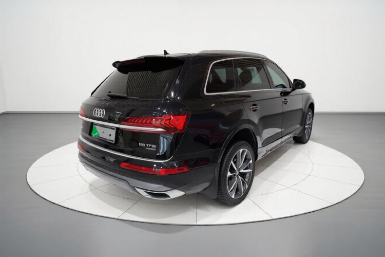 Used Audi Q7 2020 55 TFSI quattro S line sports model Rear Right 45 Deg