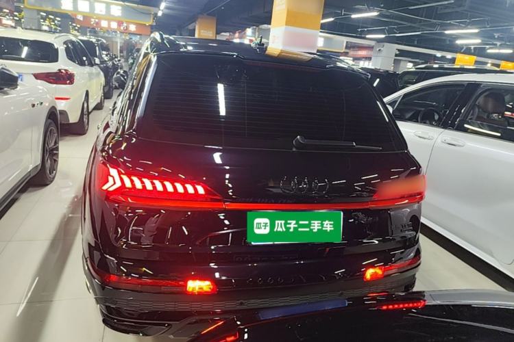 Used Audi Q7 2020 55 TFSI quattro S line sports model Rear