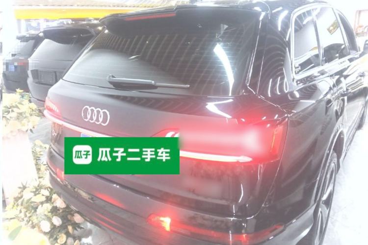 Used Audi Q7 2020 55 TFSI quattro S line sports model Rear