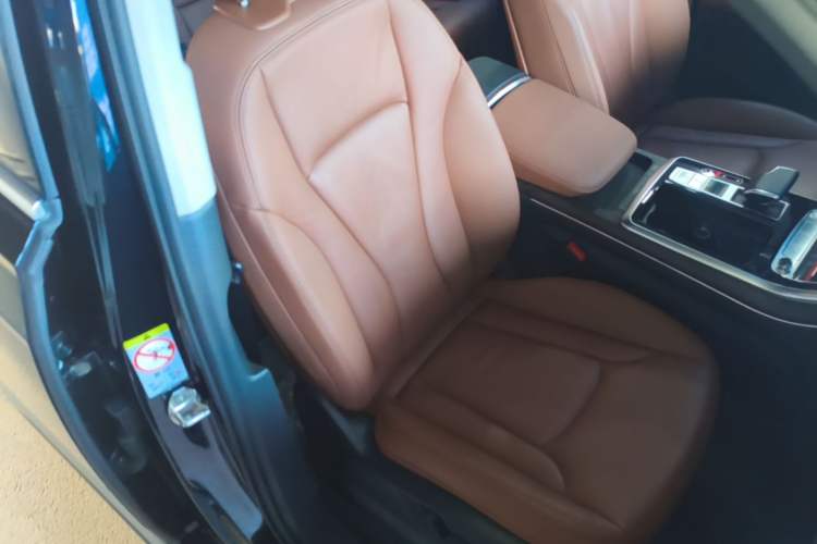 Used Audi Q7 2020 55 TFSI quattro S line sports model Right Front Seat