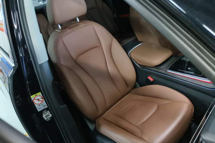 Used Audi Q7 2020 55 TFSI quattro S line sports model Right Front Seat