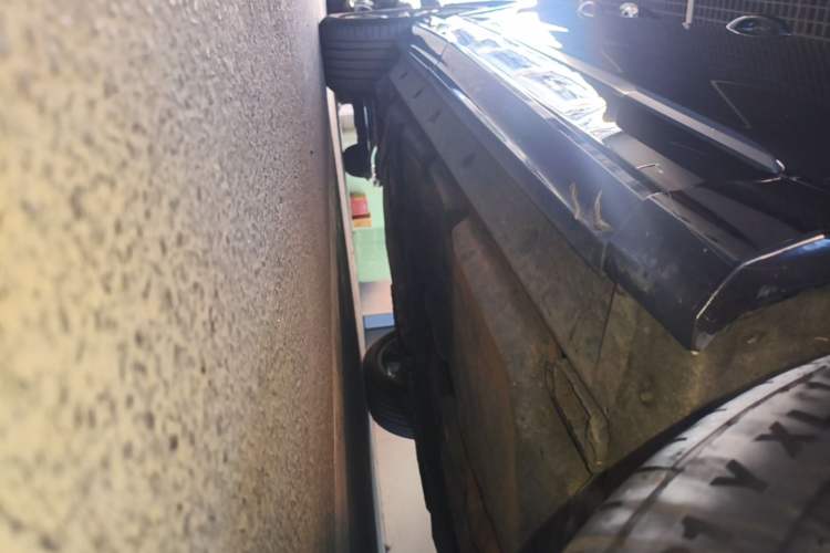 Used Audi Q7 2020 55 TFSI quattro S line sports model Right Side Sill