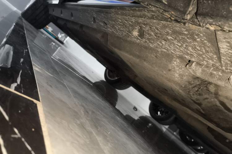 Used Audi Q7 2020 55 TFSI quattro S line sports model Right Side Sill