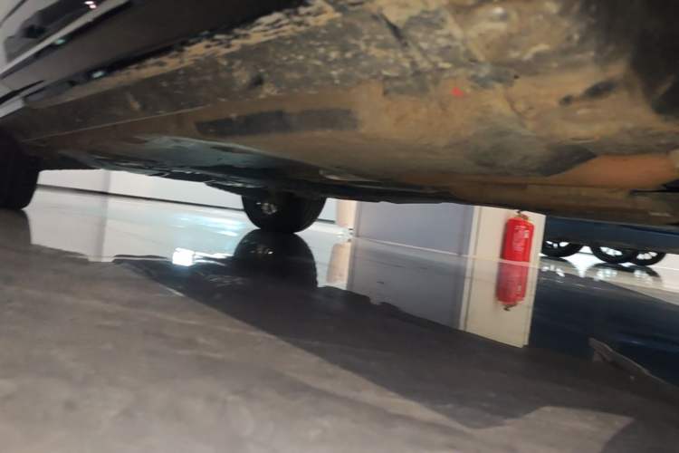 Used Audi Q7 2020 55 TFSI quattro S line sports model Right Side Sill