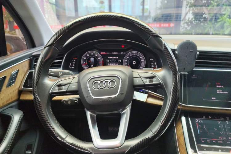 Used Audi Q7 2020 55 TFSI quattro S line Prestige Edition Steering Wheel