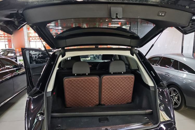 Used Audi Q7 2020 55 TFSI quattro Black Warrior Exclusive Edition Trunk