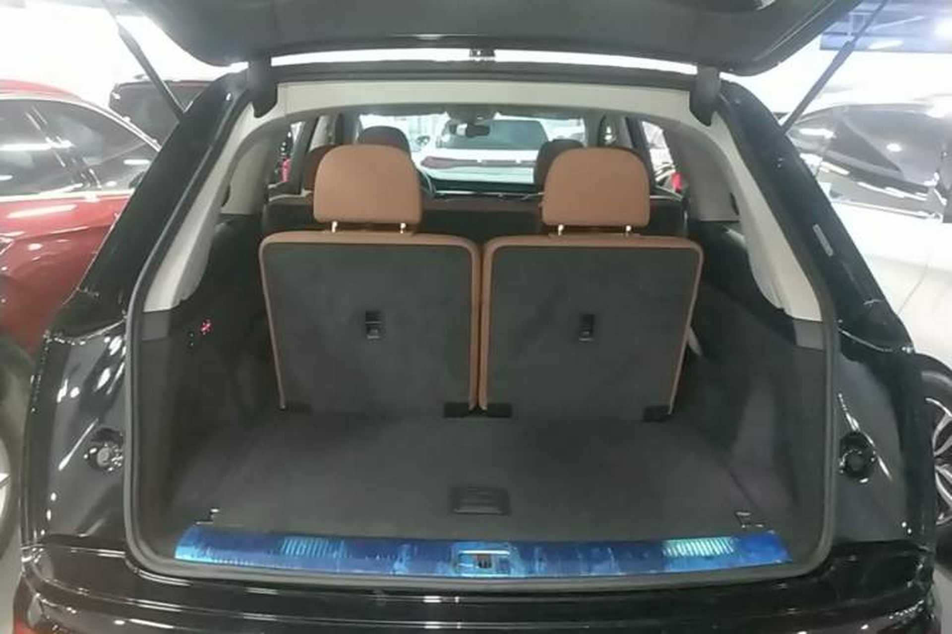 Used Audi Q7 2020 55 TFSI quattro S line sports model Trunk