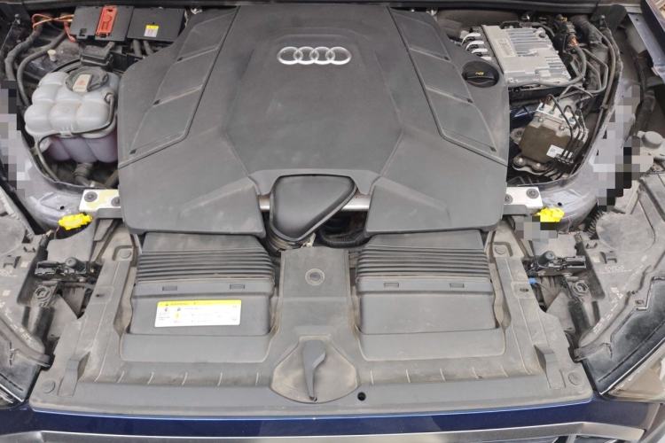 Used Audi Q7 2020 55 TFSI quattro S line sports model Engine Bay