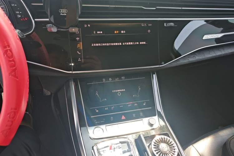Used Audi Q7 2020 55 TFSI quattro S line sports model Audio And AC Panel