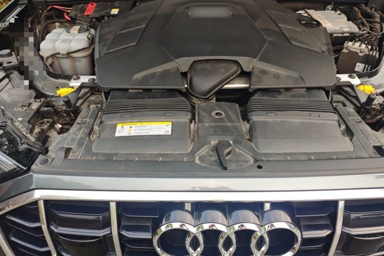 Used Audi Q7 2020 55 TFSI quattro Prestige Exclusive Edition Engine Bay