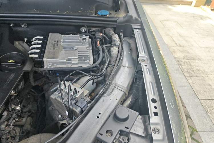 Used Audi Q7 2020 55 TFSI quattro S line sports model Engine Bay Left
