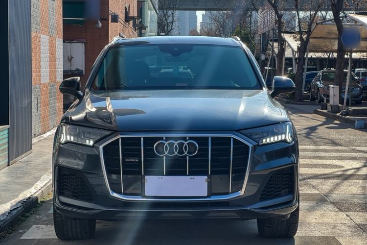 Used Audi Q7 2020 55 TFSI quattro S line sports model Exterior 1
