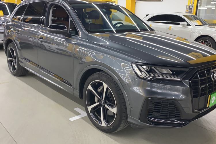 Used Audi Q7 2020 55 TFSI quattro S line sports model Exterior 2