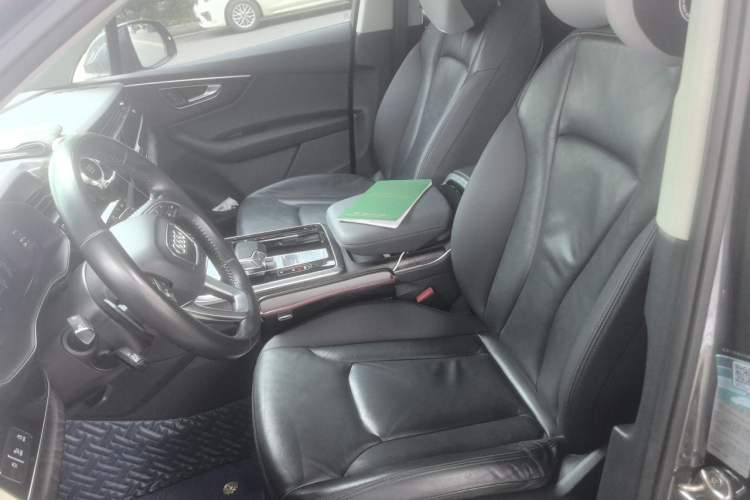 Used Audi Q7 2020 55 TFSI quattro S line sports model Left Front Seat