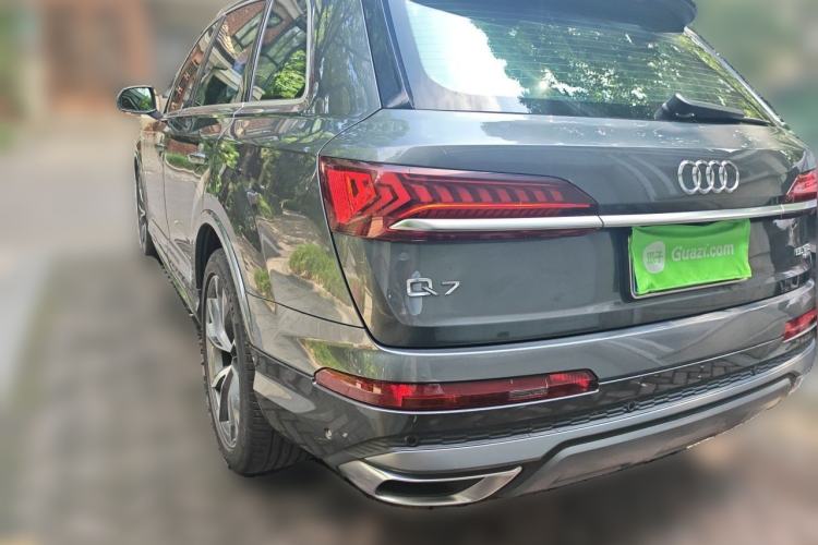 Used Audi Q7 2020 55 TFSI quattro S line sports model Rear Left 45 Deg