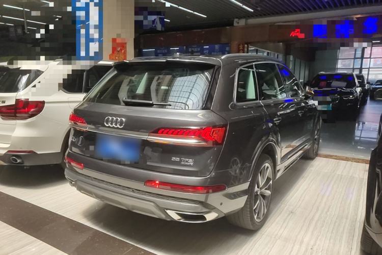 Used Audi Q7 2020 55 TFSI quattro S line sports model Rear Right 45 Deg