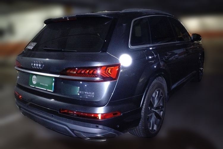 Used Audi Q7 2020 55 TFSI quattro S line sports model Rear Right 45 Deg