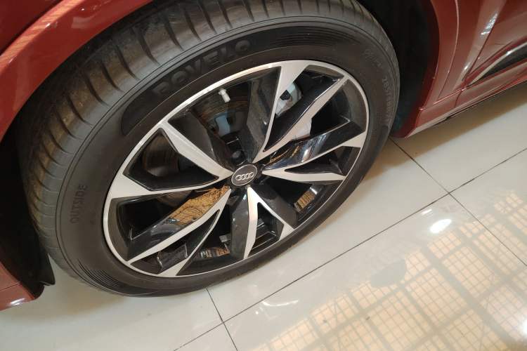 Used Audi Q7 2020 55 TFSI quattro S line sports model Exterior 4