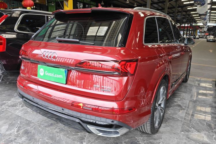 Used Audi Q7 2020 55 TFSI quattro S line sports model Rear Right 45 Deg