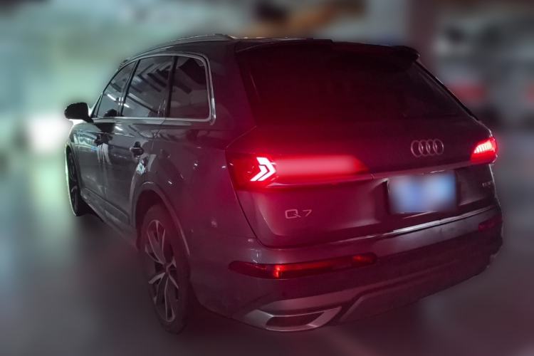 Used Audi Q7 2020 55 TFSI quattro S line sports model Rear Left 45 Deg