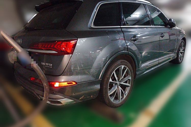 Used Audi Q7 2020 55 TFSI quattro S line sports model Rear Right 45 Deg