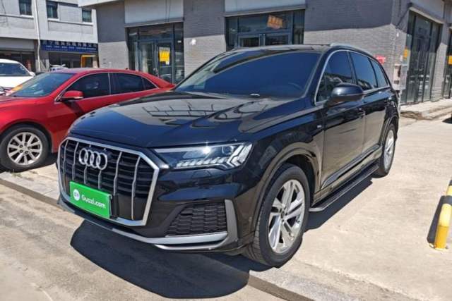 Used Audi Q7 2021 45 TFSI quattro S line Sport model