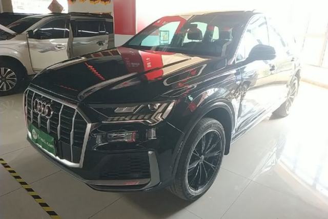 Used Audi Q7 2021 55 TFSI quattro S line Sport model