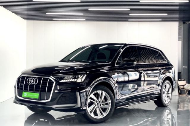 Used Audi Q7 2021 45 TFSI quattro S line Sport model